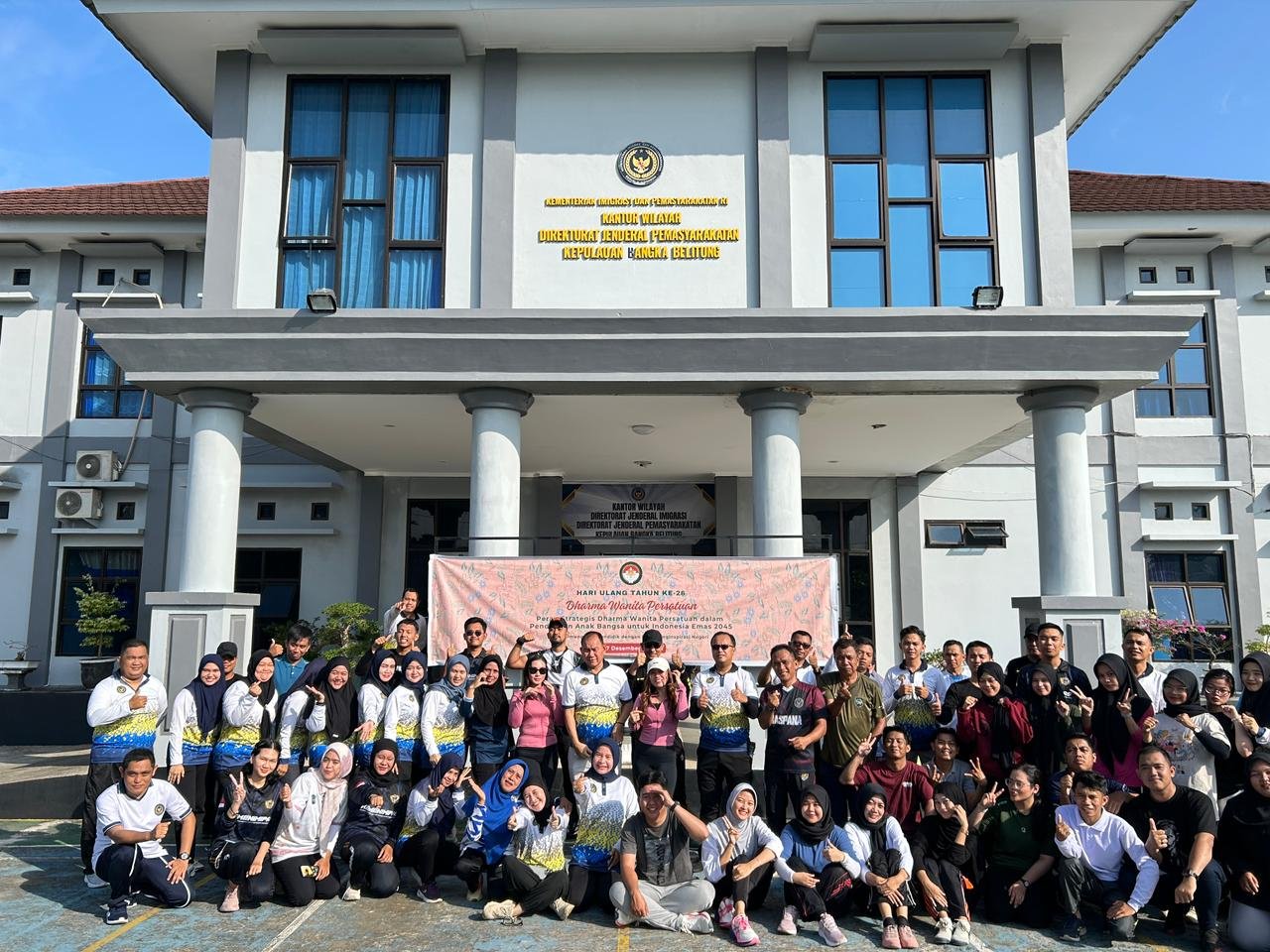 Semangat Sehat : Kanwil Ditjenpas Kepulauan Bangka Belitung Laksanakan Senam Pagi Bersama